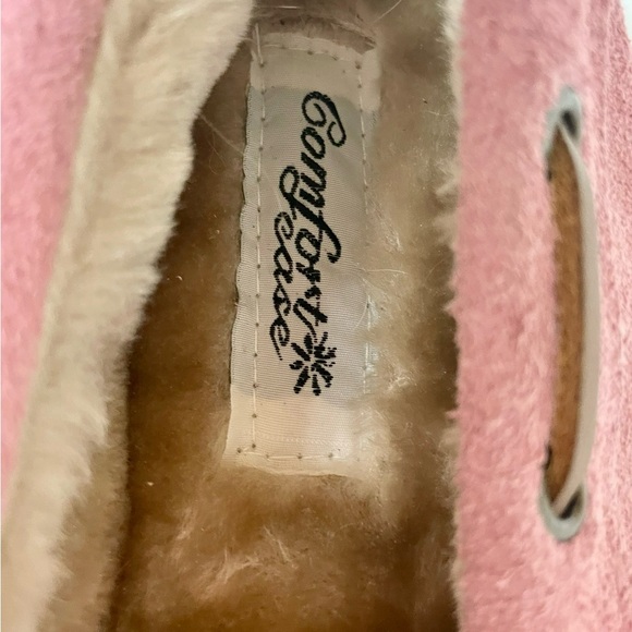 🎀Pink Suede Moccasin Slippers🎀 - Picture 4 of 14